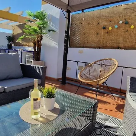 Atico De Naciones Lejlighed